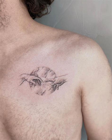 diseo de tatuajes en el pecho|30 ideas de TATUAJES EN EL PECHO de hombre/mujer。